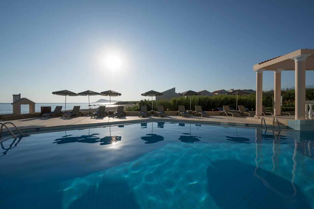Hotel Caretta Beach Gerani  エクステリア 写真