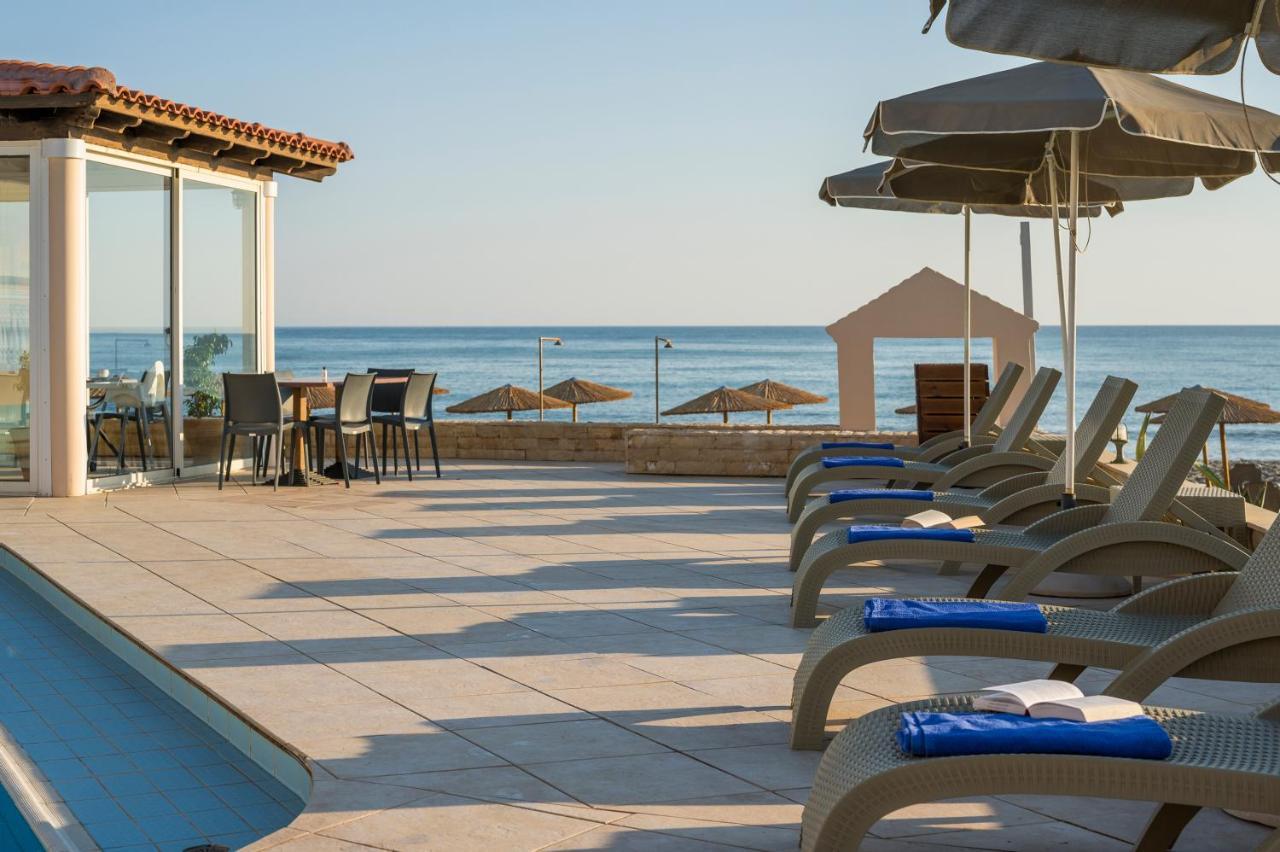 Hotel Caretta Beach Gerani  エクステリア 写真